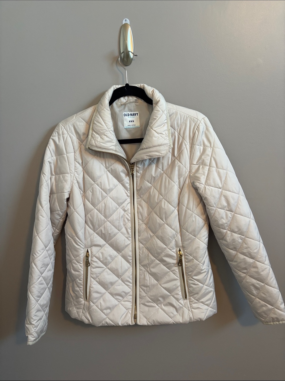 Old Navy Women's Quilted Puffer Jacket in Off-White